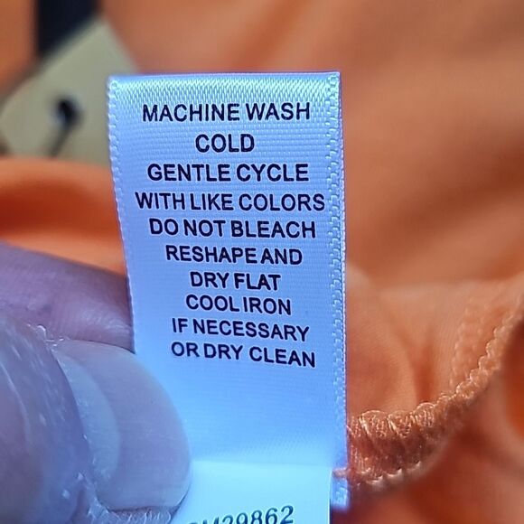 Blouse by Melissa Paige Asymmetrical in back Orange Size XL NWT - Picture 6 of 6